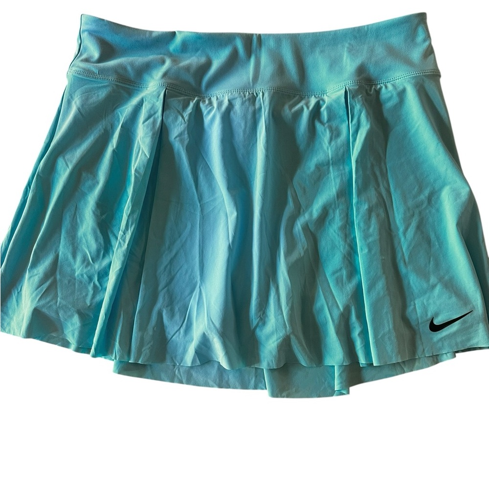 NWT Nike Women's Aqua Skater Skirt - Picture 2 of 7